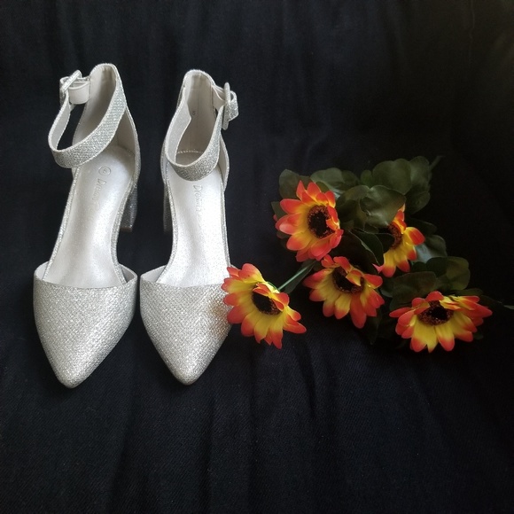 women's shoes Dream pairs size 5 - Picture 2 of 8